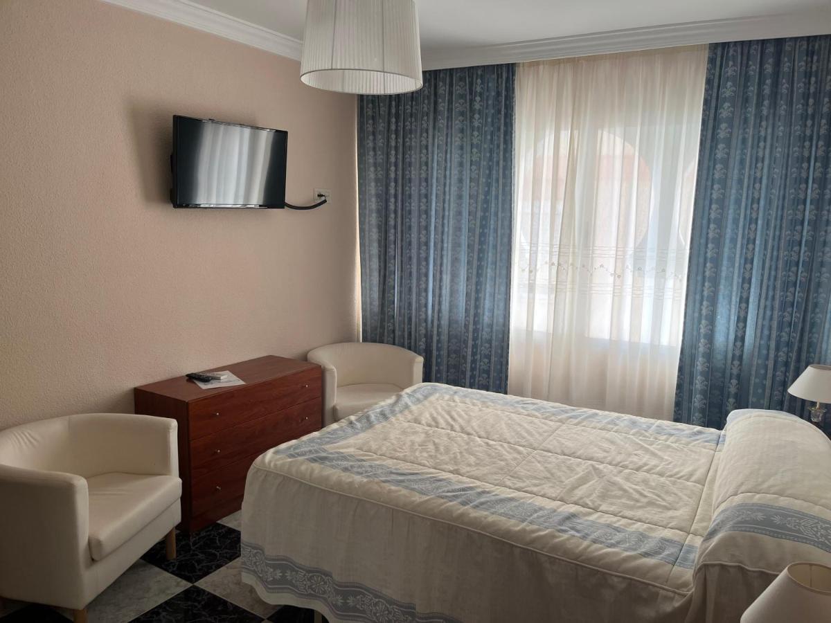 Hostal Plaza Damasco Almuñécar Exteriér fotografie